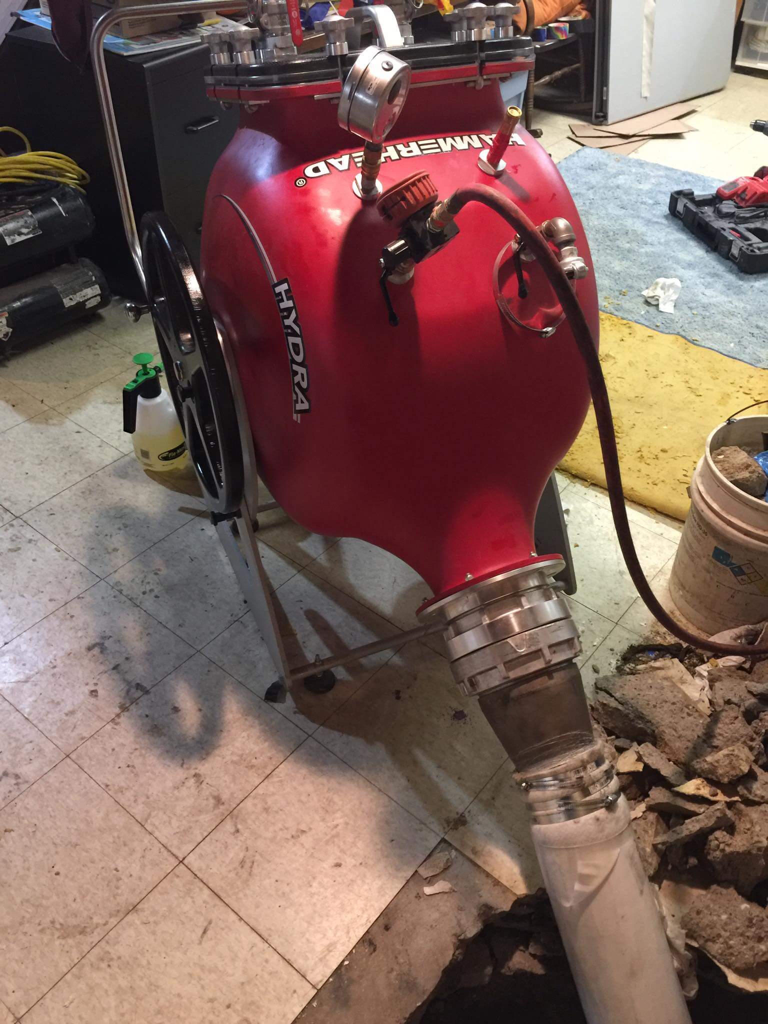 trenchless pipe lining equipment